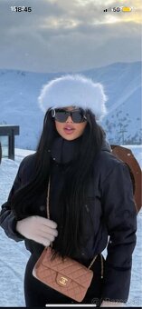 Uplne nove damske ciapky z umelej kozusiny - 7