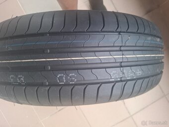predam BRIDGESTONE TURANZA   215/60r17. nove - 7
