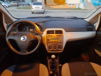 Grande Punto 1,2 - 7