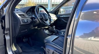 BMW X1 xDrive 25d xLine A|T - 7