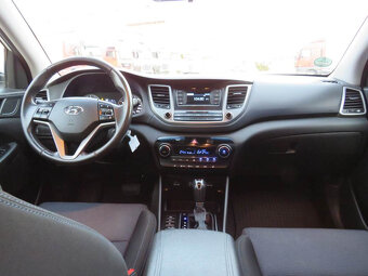 HYUNDAI TUCSON 2.0 CRDI 4WD AUTOMAT DIESEL - 7