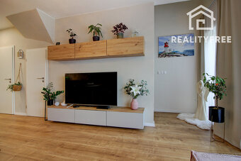 3i mezanín so záhradou a parkovaním, Bratislava - Čuňovo - 7