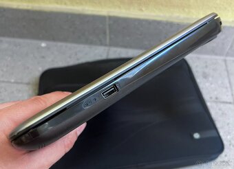 HP 14 / Celeron N3050 / 2GB RAM / 32GB Flash SSD / 14" - 7