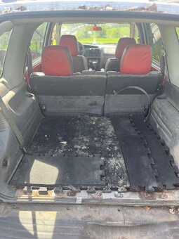 Suzuki Grand Vitara 2.7 - 7