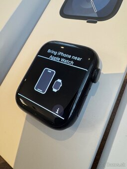 Apple Watch Series 9 GPS 45 mm Midnight aluminium Zaruka - 7