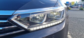 Volkswagen Passat Variant Highline 2.0 TDi - 7