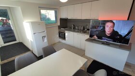 2i dom, apartmán, byt 44m2+terasa 15m2 s trávnikom 135m2 - 7