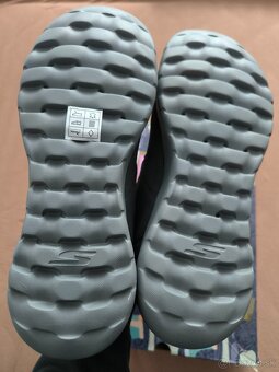 Zimné topánky Sketchers veľ.40 - 7