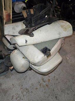 Rozpredám na diely _ Range rover - 7