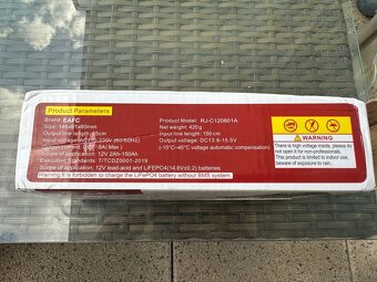 Nabíjačku pre autobatériu  8A - 7