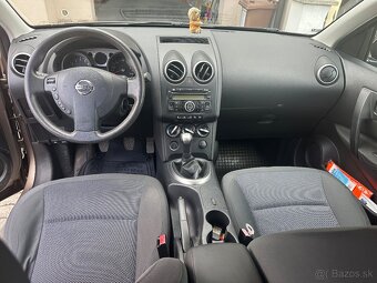 Nissan Qashqai 1,6 benzín - 7