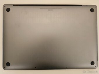 MacBook Pro 16 (2019) | Intel Core i9 2.3 GHz • 16 GB RAM • - 7