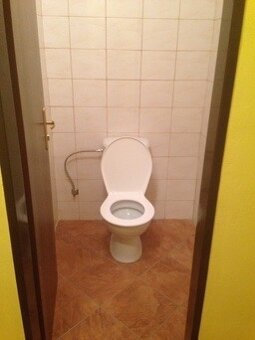 Priestor s umývadlom - 12 m2 - Mäsiarska ul. - 7