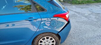 Hyundai i30 havarovany - 7