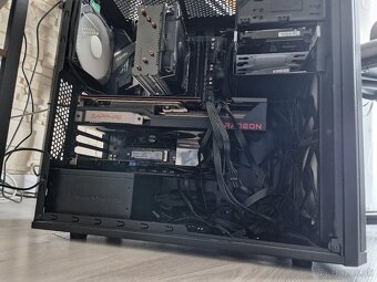 Sapphire Pulse AMD Radeon RX 6800 XT (16 GB GDDR6) - 7