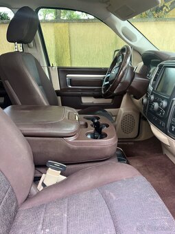 Predám Dodge RAM 1500 Big Horn - 7