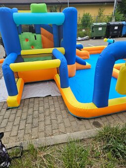 Skákací hrad Zábavné centrum - 7