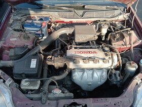 Lacno rozpredám Honda Civic (1995-2001) - 7