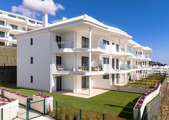 Elegantný apartmán s vlastnou záhradou v letovisku Higueron - 7
