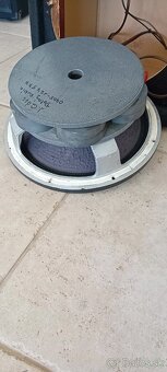 Predám reprobedne AC akustika 300w.12" - 7