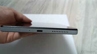 Lenovo Tab M8 (4th Gen) - 7