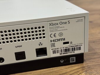 Herná konzola XBOX ONE S 1TB bez ovládača - 7