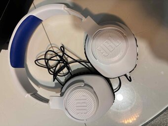 XBOX One X + ovládač a 2x hra - 7