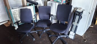 Nočné stolíky, skrine, kreslá, stoličky - 7