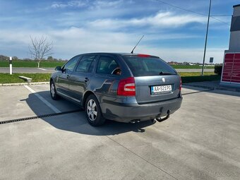 Škoda Octavia Combi 2.0TDI - 7