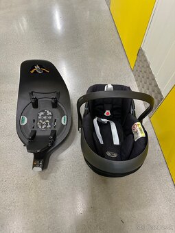 Autosedačka CYBEX Cloud Z i-Size + Isofixová báza CYBEX - 7