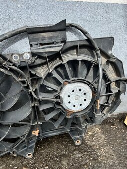 Predám saharu Valeo s dvoma ventilátormi z Audi A4B7 - 7