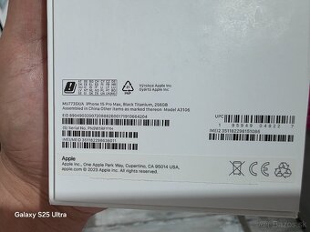 Apple iPhone 15 pro Max Black Titanium 256GB - 7