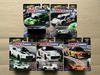 Hot Wheels Premium - 7