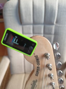 Paranormal Squier super-sonic - 7