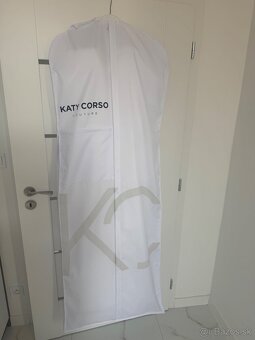 Predam krásne satenove svadobné šaty veľkosti 36/50 - 7
