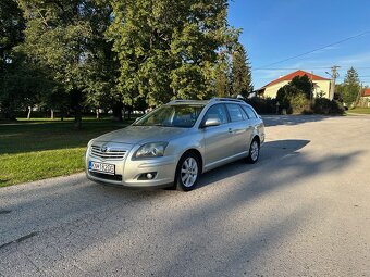 TOYOTA AVENSIS 2,0 D4D 93kw - 7