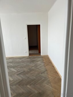 Byt - Nitra, Štúrova -  na predaj - 7