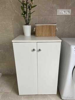 Kúpelňová skrinka - 7