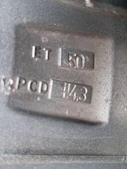 5x114, 3r18 Elektróny - 7