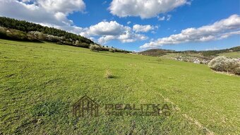 Nádherný investičný pozemok v Ovčiarsku - 7