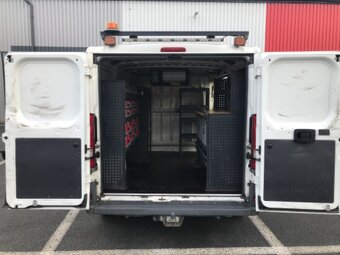 Peugeot Boxer- pojazdna dielňa, servisní vůz - 7