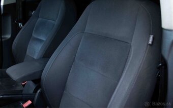 Volkswagen Golf 6, 1,6TDi 77kw - 7
