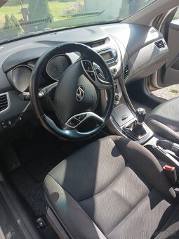 Predám Hyndai Elantra - 7
