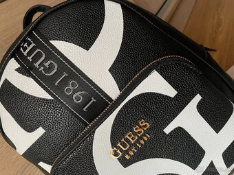 Guess Haidee ruksak - 7