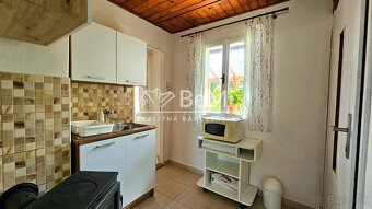 KRÁSNA CHATA V RIMAVSKEJ SOBOTE 1677m2 - NA PREDAJ - 7