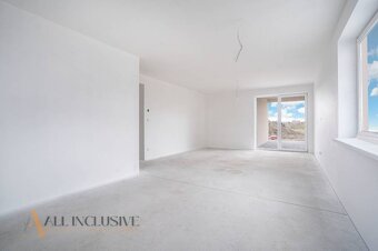 ALL INCLUSIVE l NA PREDAJ 4 IZBOVÉ RODINNÉ DOMY , HVIEZDOSLA - 7