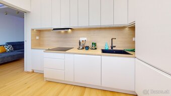 Luxusný, ZARIADENÝ 2-izbový byt po kompletnej rekonštrukcii, - 7