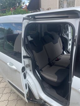 Predám Ford Transit Courier - 7