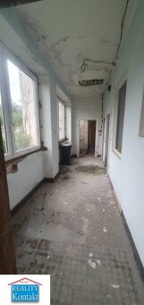 Na predaj rodinný dom v CENTRE Nových Zámkov s pozemkom 512 - 7