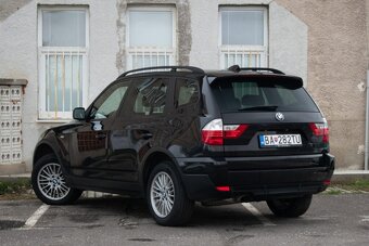 BMW X3 xDrive 2.0d A/T - 7